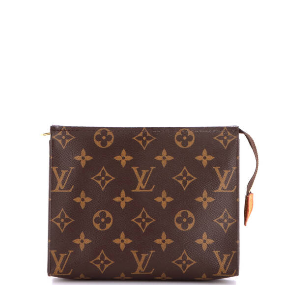 Louis Vuitton Handbags - Louis Vuitton 19 Toiletry Pouch